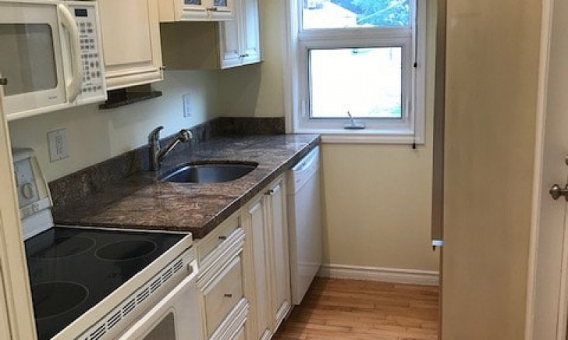 2 Bedroom Mckernan H...
