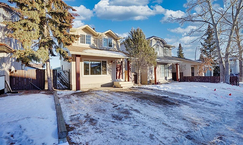 3 Bedroom House In C...