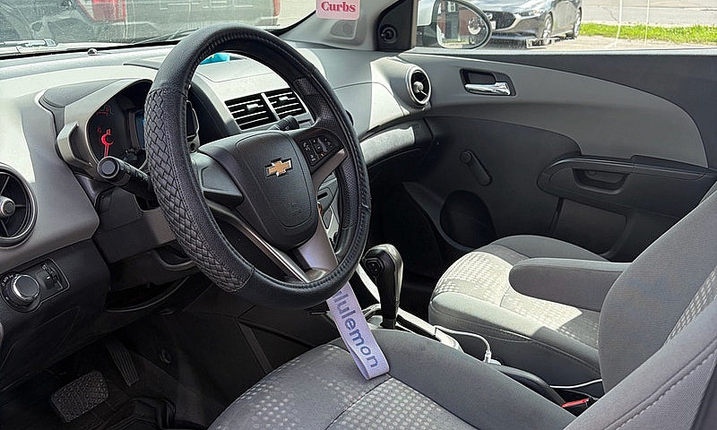 2014 Chevy Sonic Ls...