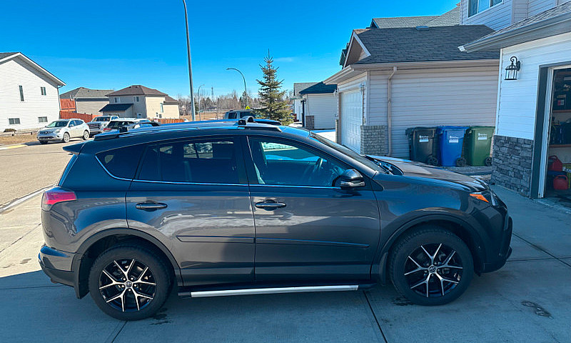 2016 Toyota Rav4 Se ...