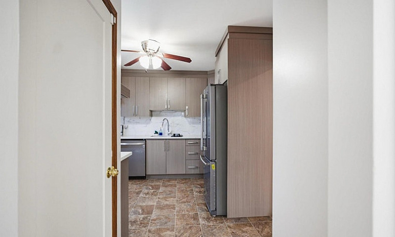 3 Bedroom And 1 Bath...