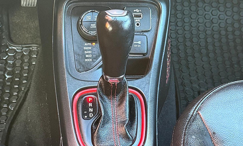 Jeep Compass Traîhaw...