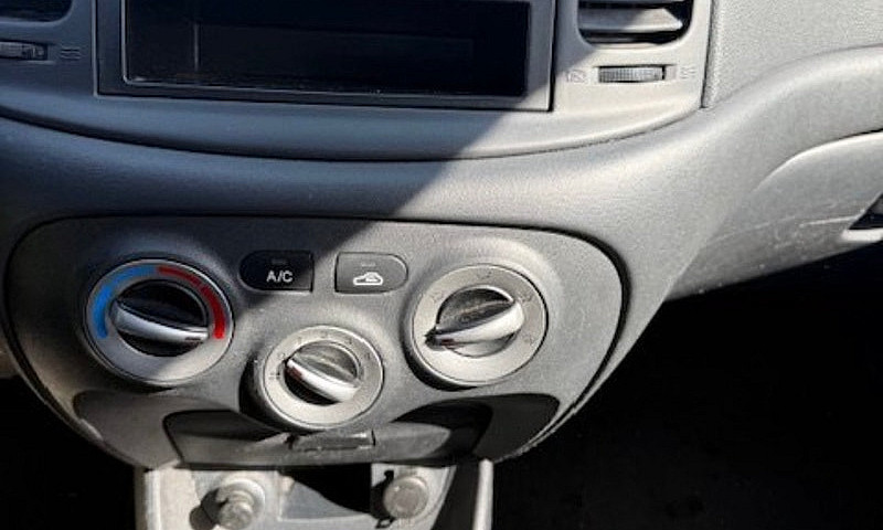 2010 Hyundai Accent...
