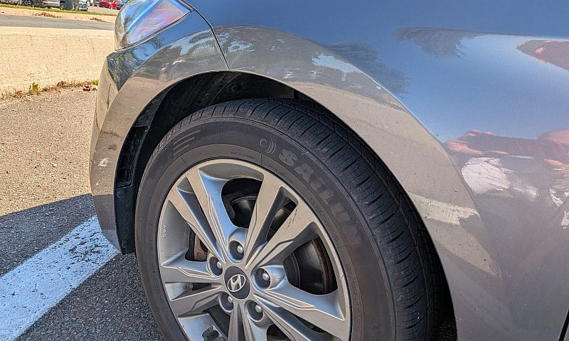 2017 Hyundai Elantra...