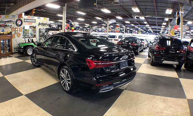 2023 Audi A6 Progres...