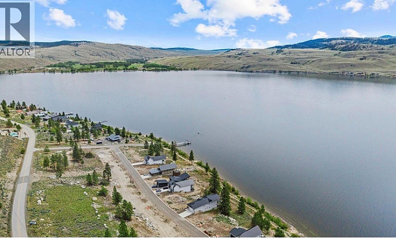 6528 Waterside Trail...