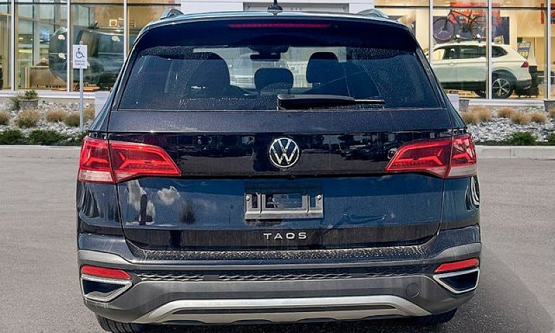 2024 Volkswagen Taos...