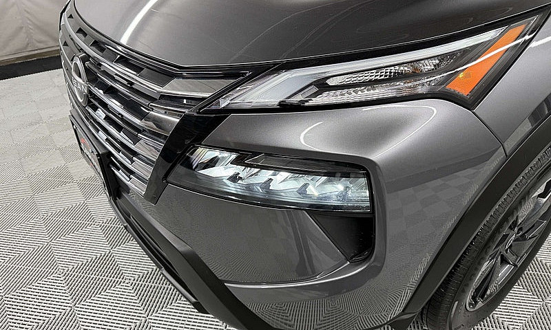 2024 Nissan Rogue Sv...