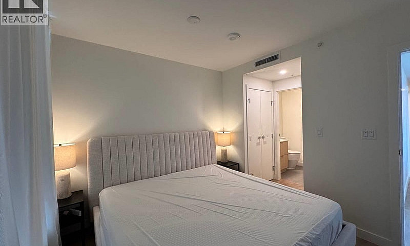 22** 318 Alderson Av...
