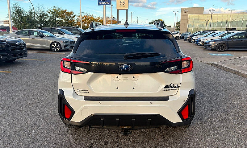 2024 Subaru Crosstre...