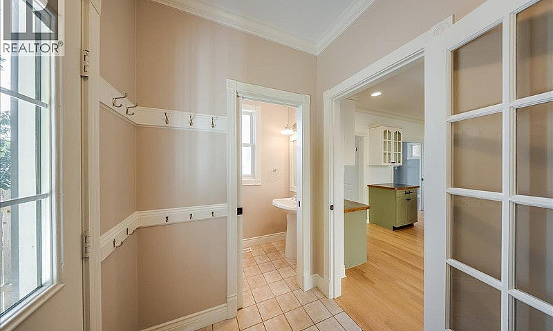 1860 Planer Crescent...