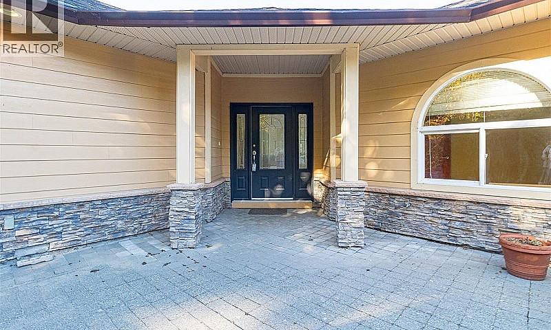 18 245 Oyster Cove R...