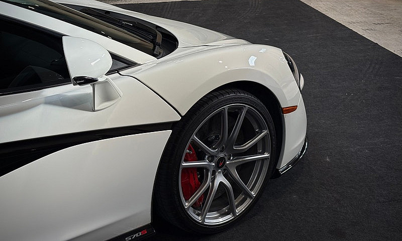 2016 Mclaren 570S...