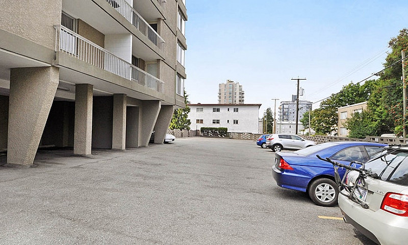 Skyline - 01103 Apar...