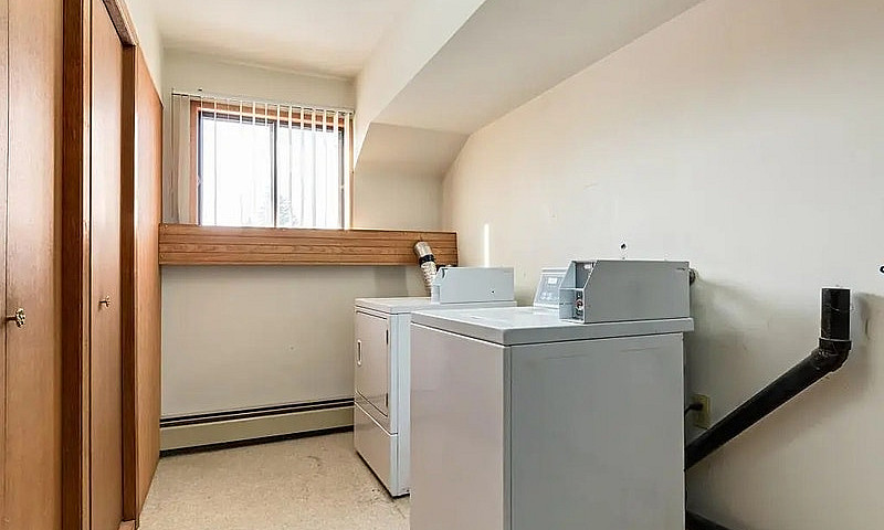 Modern Apartments Wi...