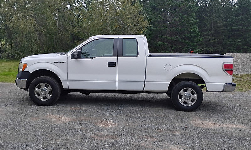 2010 Ford F150 4X4...
