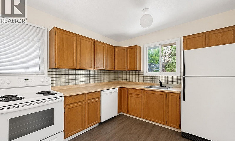 348 Burne Avenue Kel...
