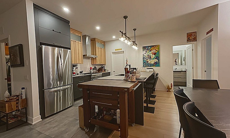 899 000$ - Condo À V...