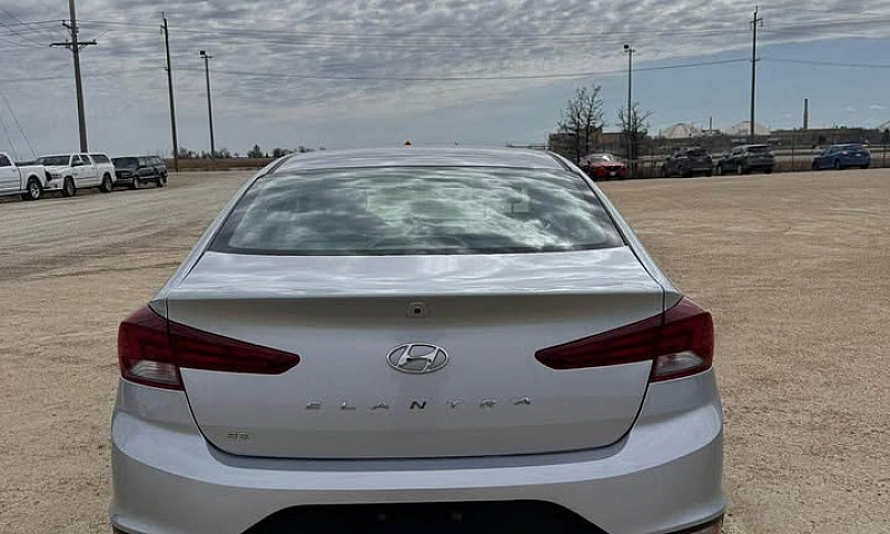 2020 Hyundai Elantra...