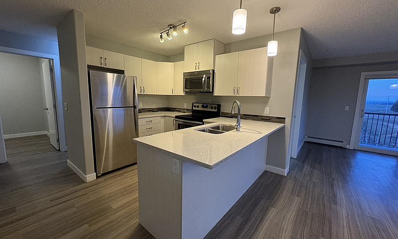 3 Bedroom 2 Bath - H...