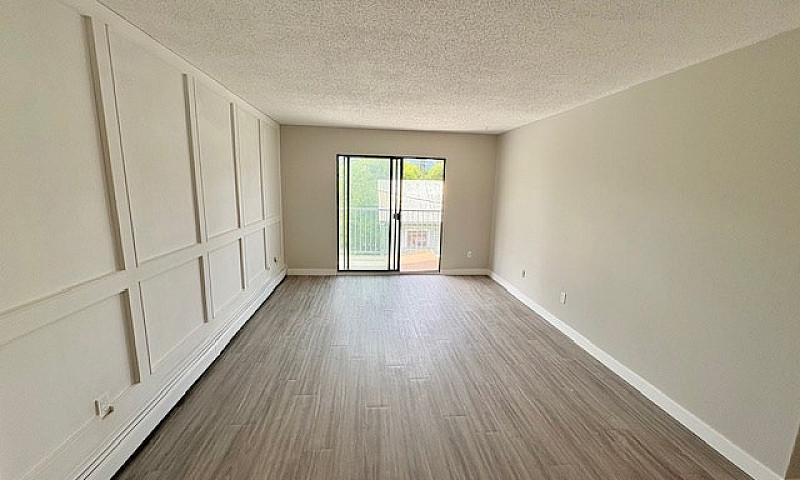 Unit 301, 101 14Th A...