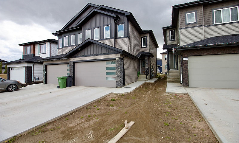 Beaumont 4 Bed 3 Bat...