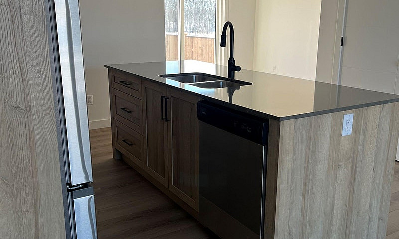 Brand New 3 Bedroom ...