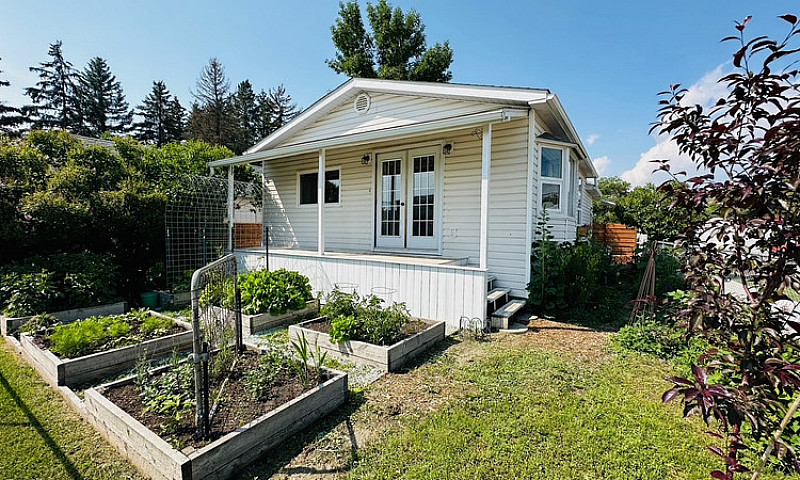 1202 2 Avenue W, Dru...