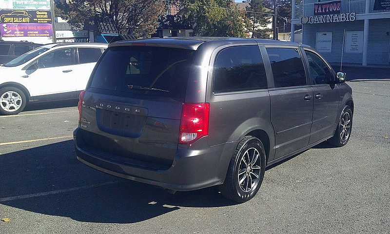 2017 Dodge Grand Car...