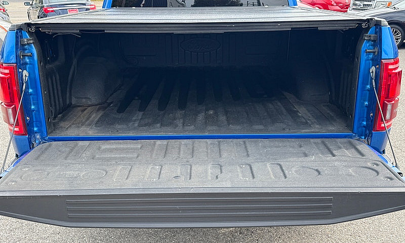 2016 Ford F-150 Lari...