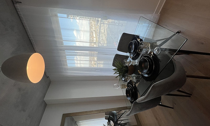 Grand Studio À Louer...