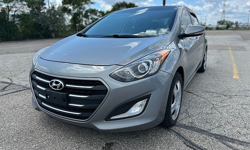 2016 Hyundai Elantra...