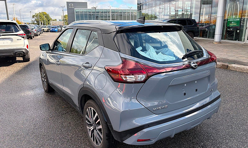 2023 Nissan Kicks Sv...