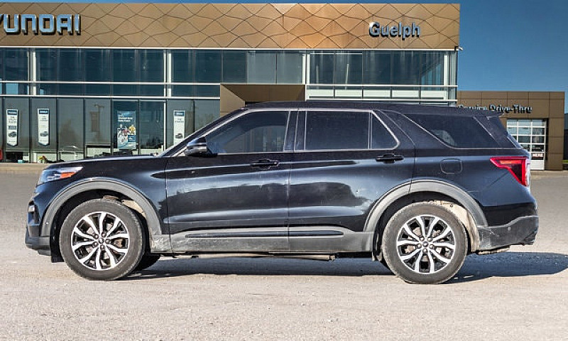 2021 Ford Explorer S...