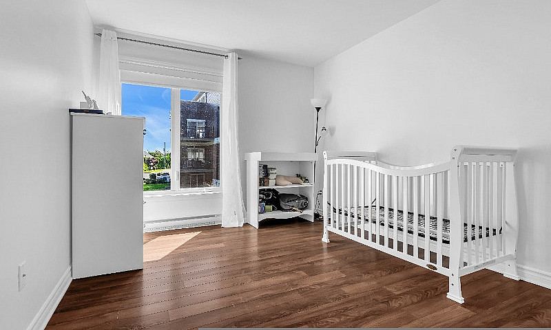 Condo À Vendre À St-...