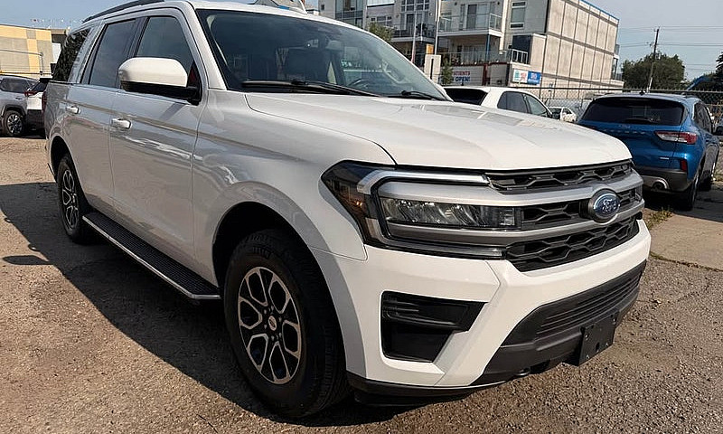 2022 Ford Expedition...