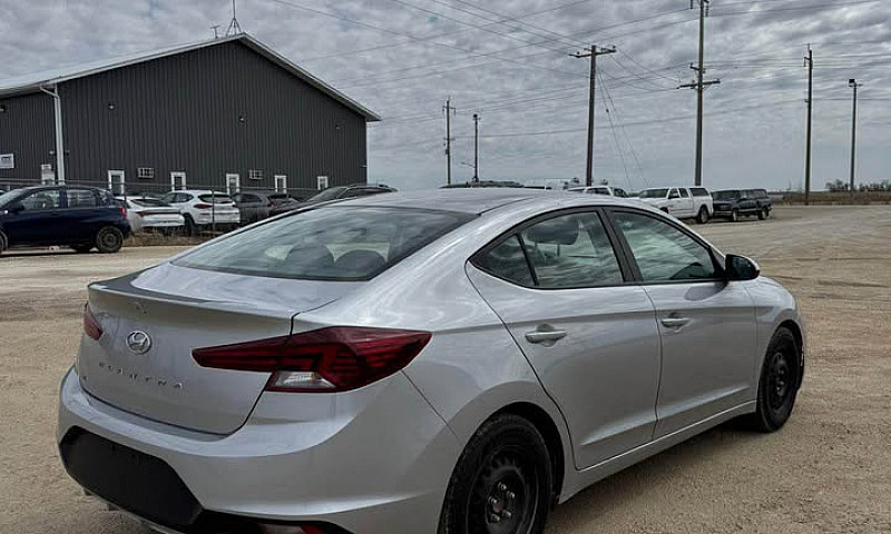 2020 Hyundai Elantra...