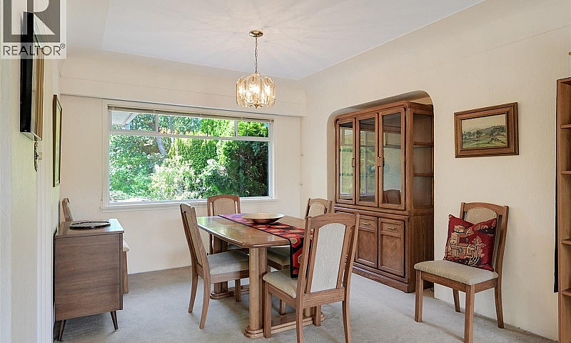 930 Runnymede Pl Oak...