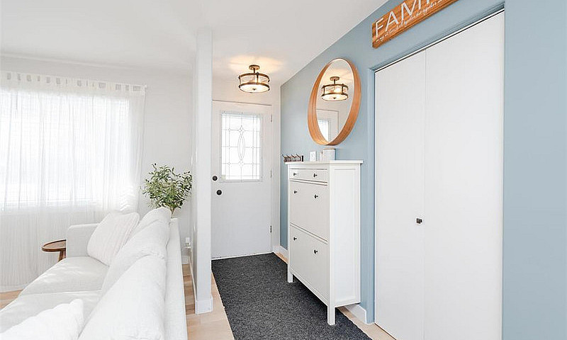 557 Chelsea Avenue W...