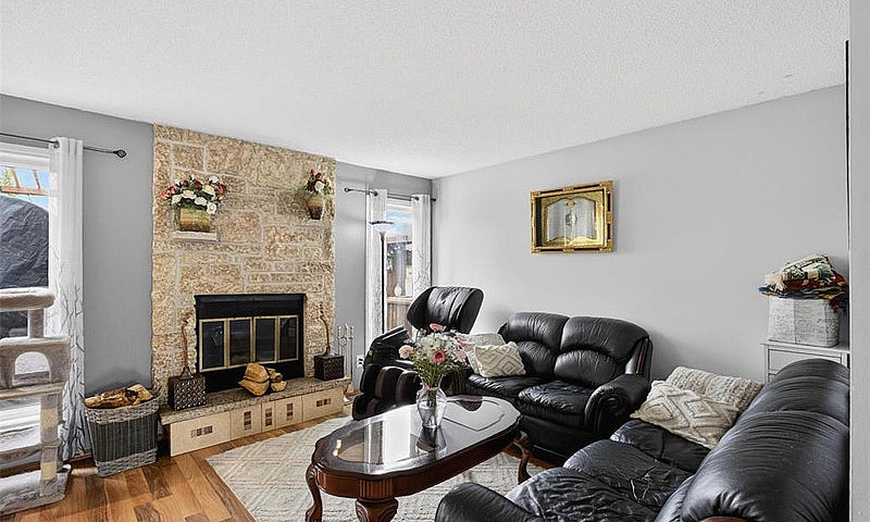 28 Stonegate Close W...