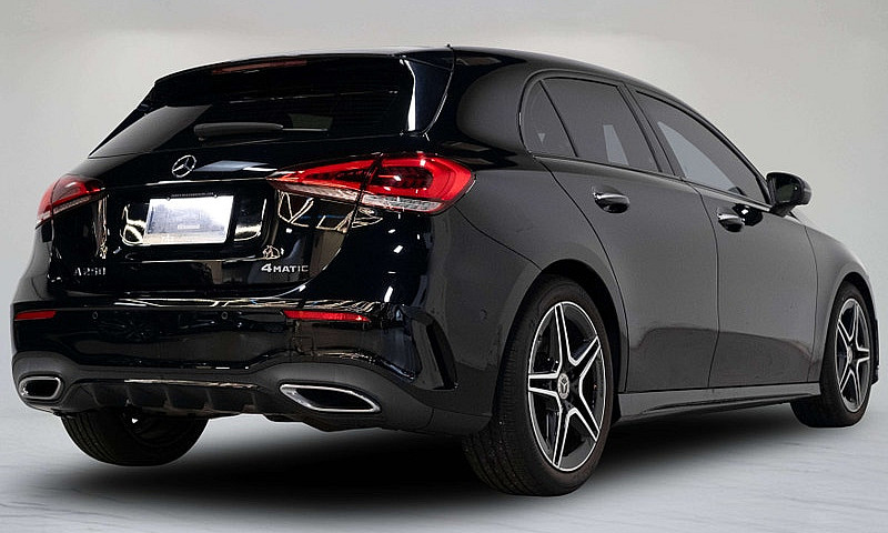 2022 Mercedes-Benz A...