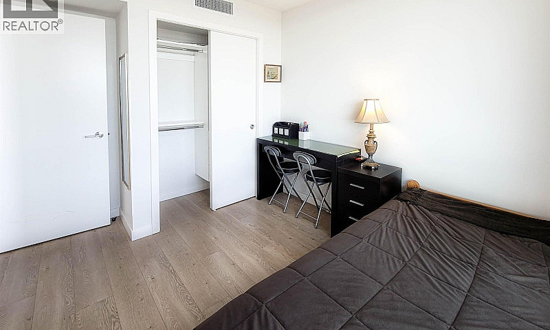 17Xx 8189 Cambie Str...