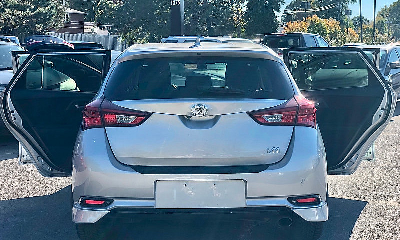 2017 Toyota Corolla ...