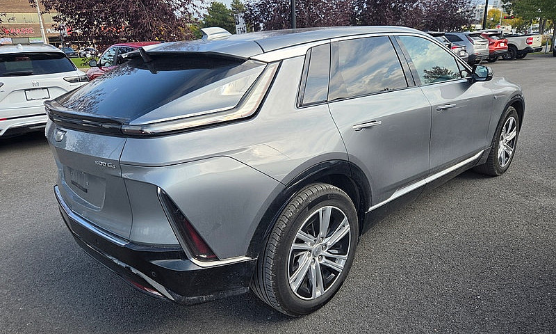 2024 Cadillac Lyriq ...