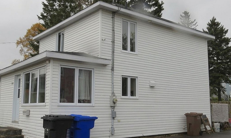 $350,000 - 2 Storey ...