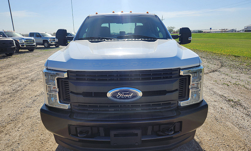 2017 Ford F350 Crew ...