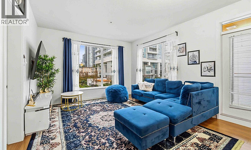 316 516 Foster Avenu...