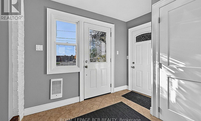 177 King Street S Ne...