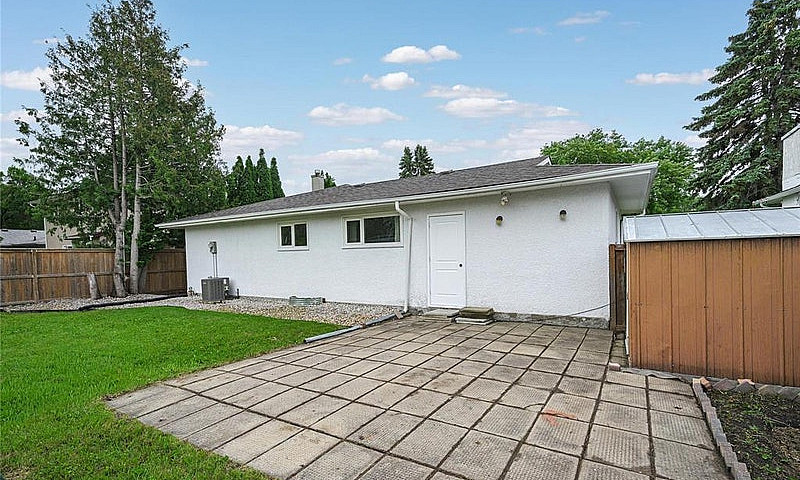 88 Wadham Bay Winnip...