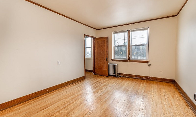 221 Colony St- Colon...
